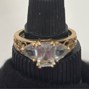Elegant Gold and Silver Women's Ring